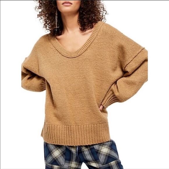 NEW FREE PEOPLE Brookside Oversized Sweater, Desert Camel - M - Picture 10 of 12